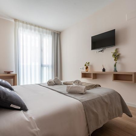 Limehome Barcelona Carrer De Besalu 82 Buitenkant foto