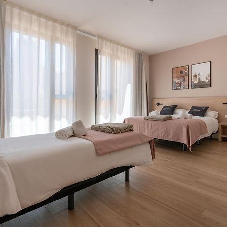 Limehome Barcelona Carrer De Besalu 82 Buitenkant foto