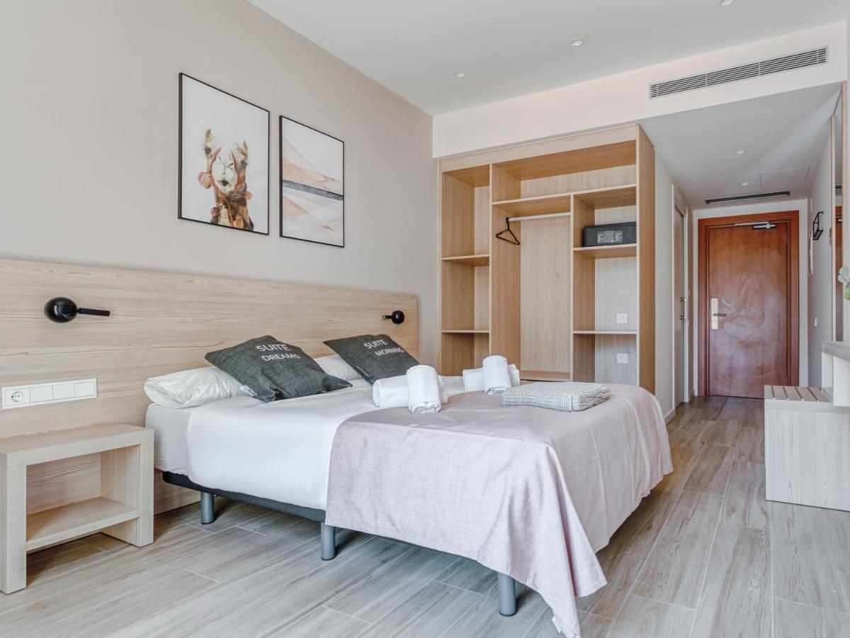 Limehome Barcelona Carrer De Besalu 82 Buitenkant foto