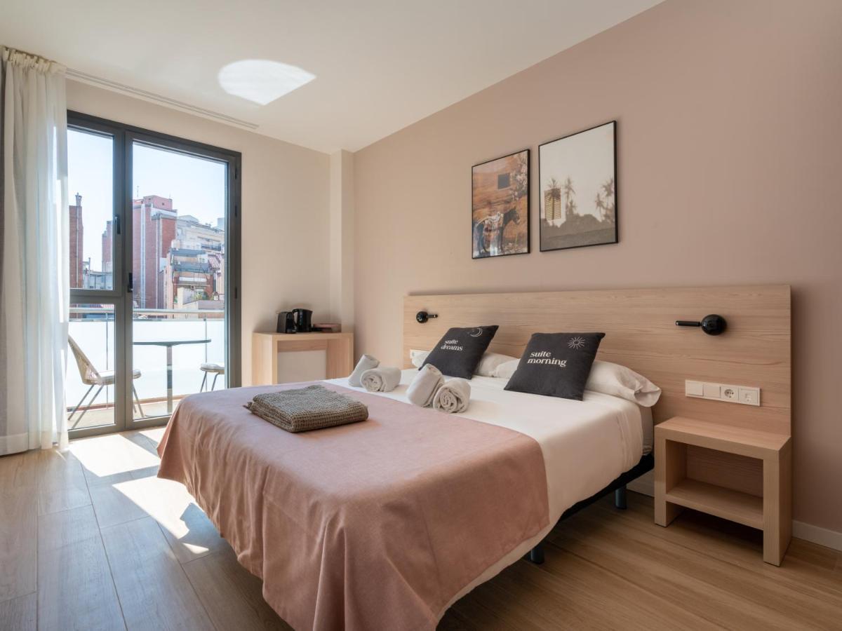 Limehome Barcelona Carrer De Besalu 82 Buitenkant foto