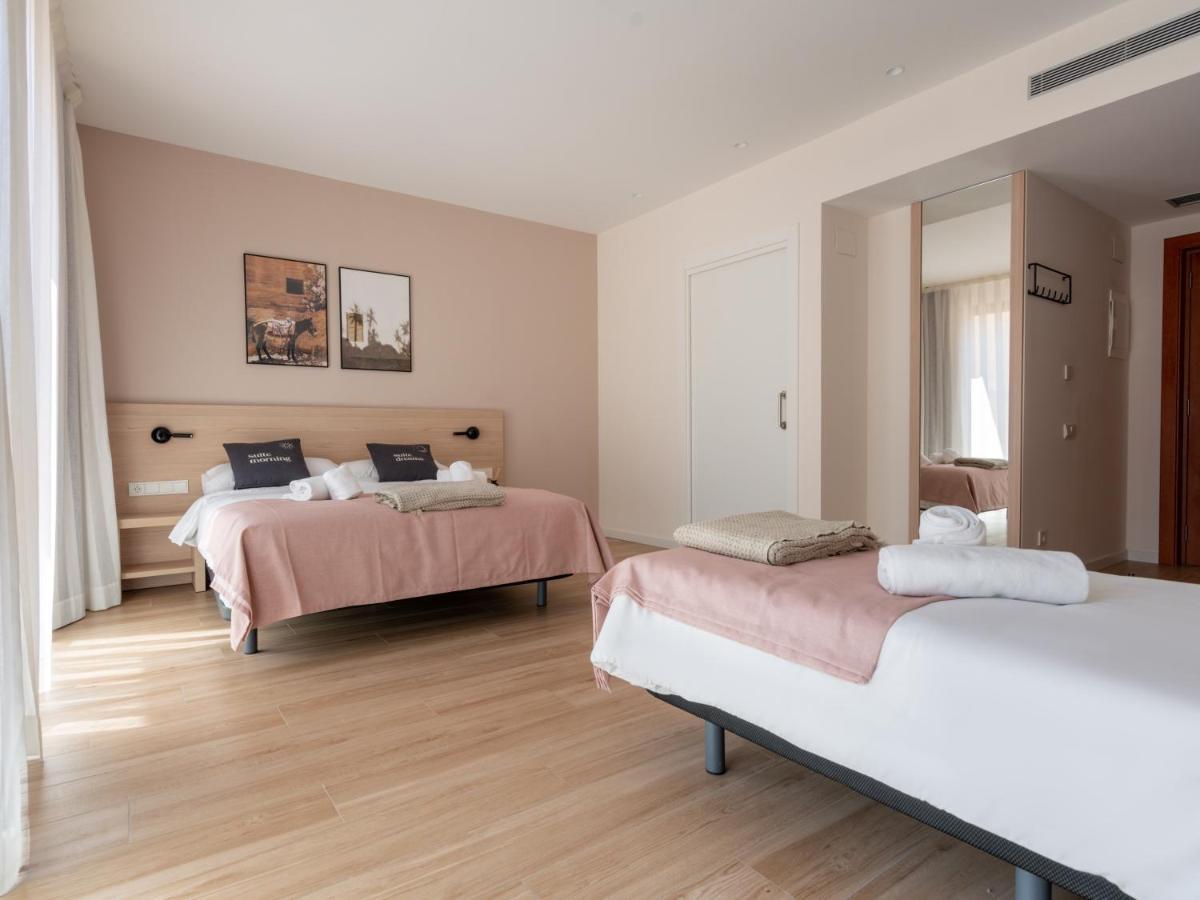 Limehome Barcelona Carrer De Besalu 82 Buitenkant foto