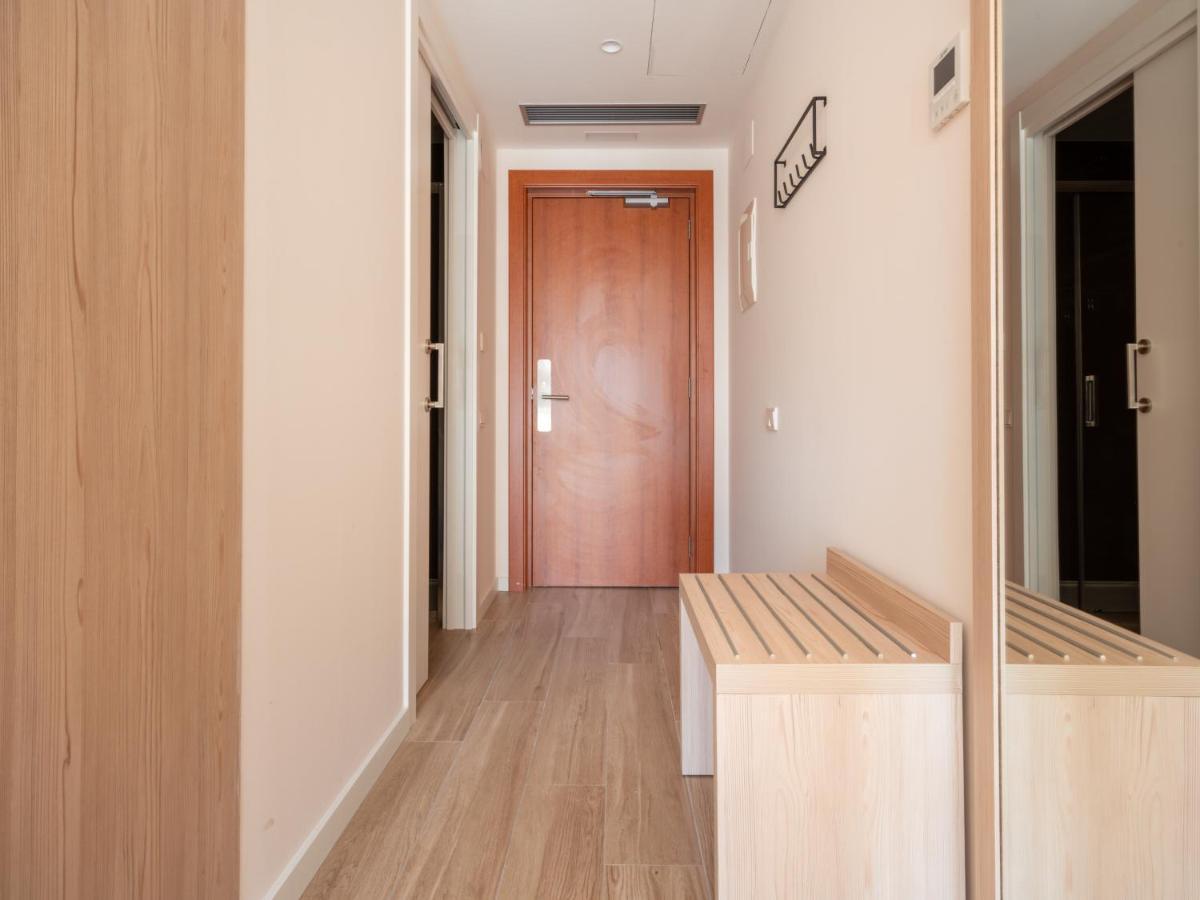 Limehome Barcelona Carrer De Besalu 82 Buitenkant foto