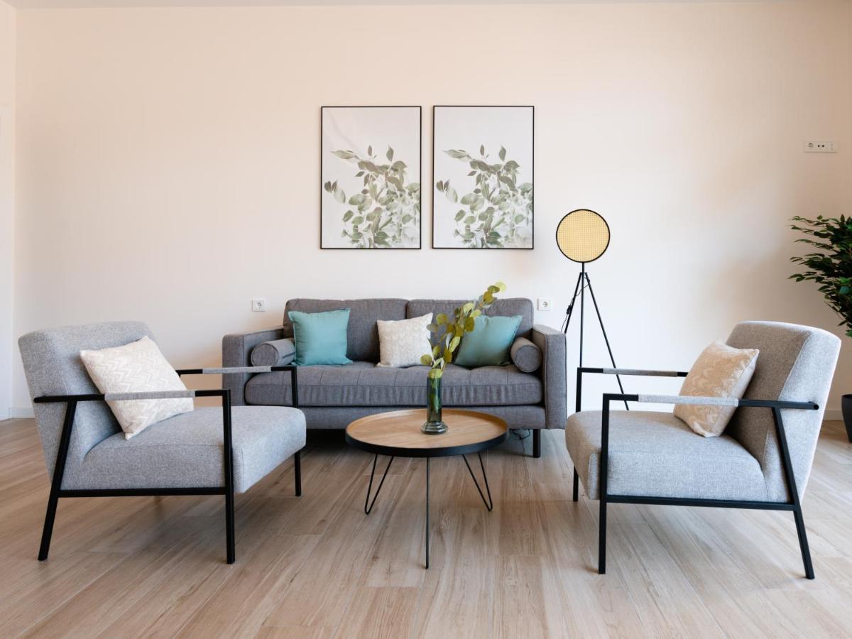 Limehome Barcelona Carrer De Besalu 82 Buitenkant foto