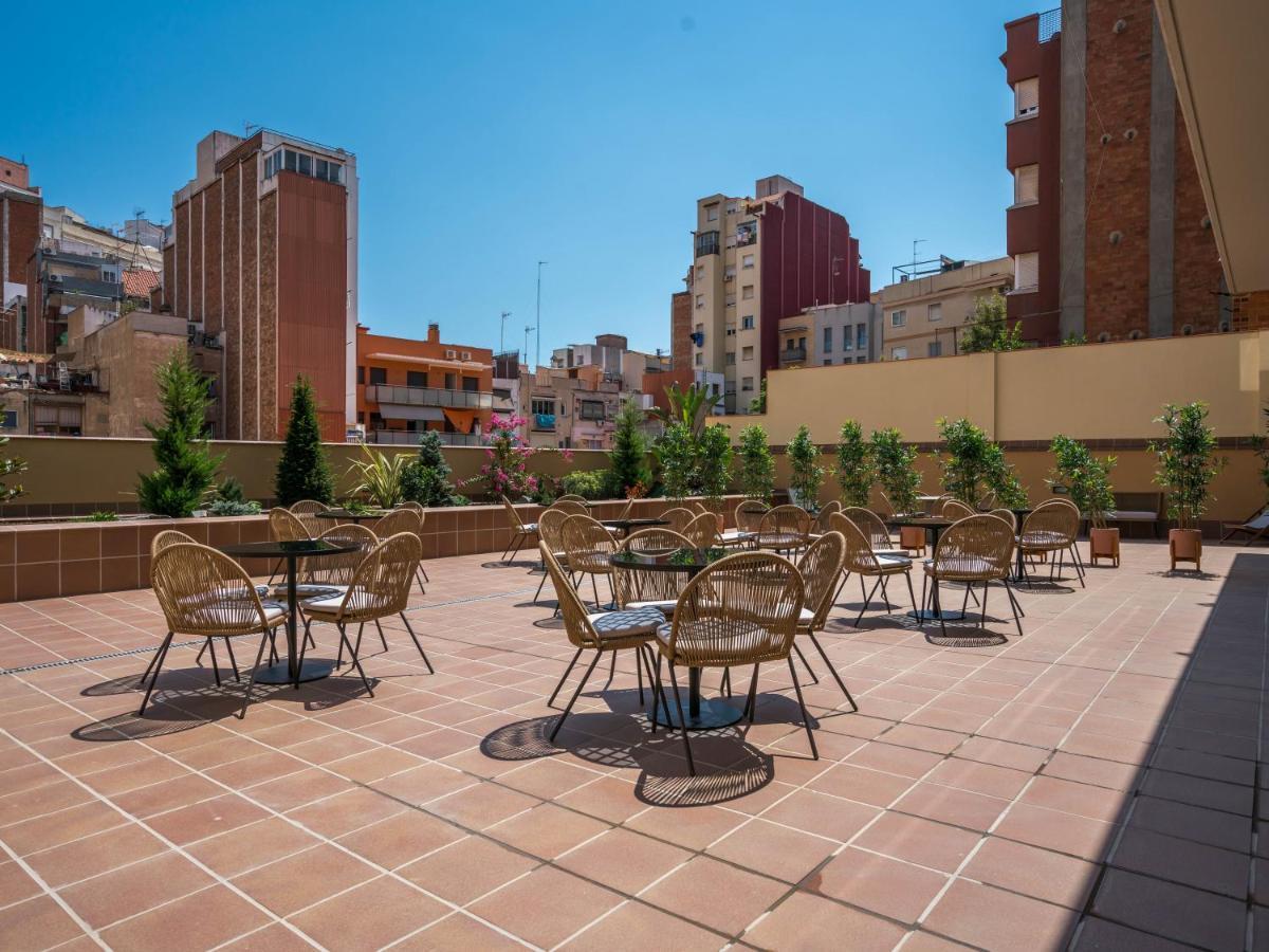 Limehome Barcelona Carrer De Besalu 82 Buitenkant foto